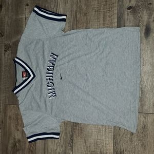 Nike Michigan Wolverine shirt